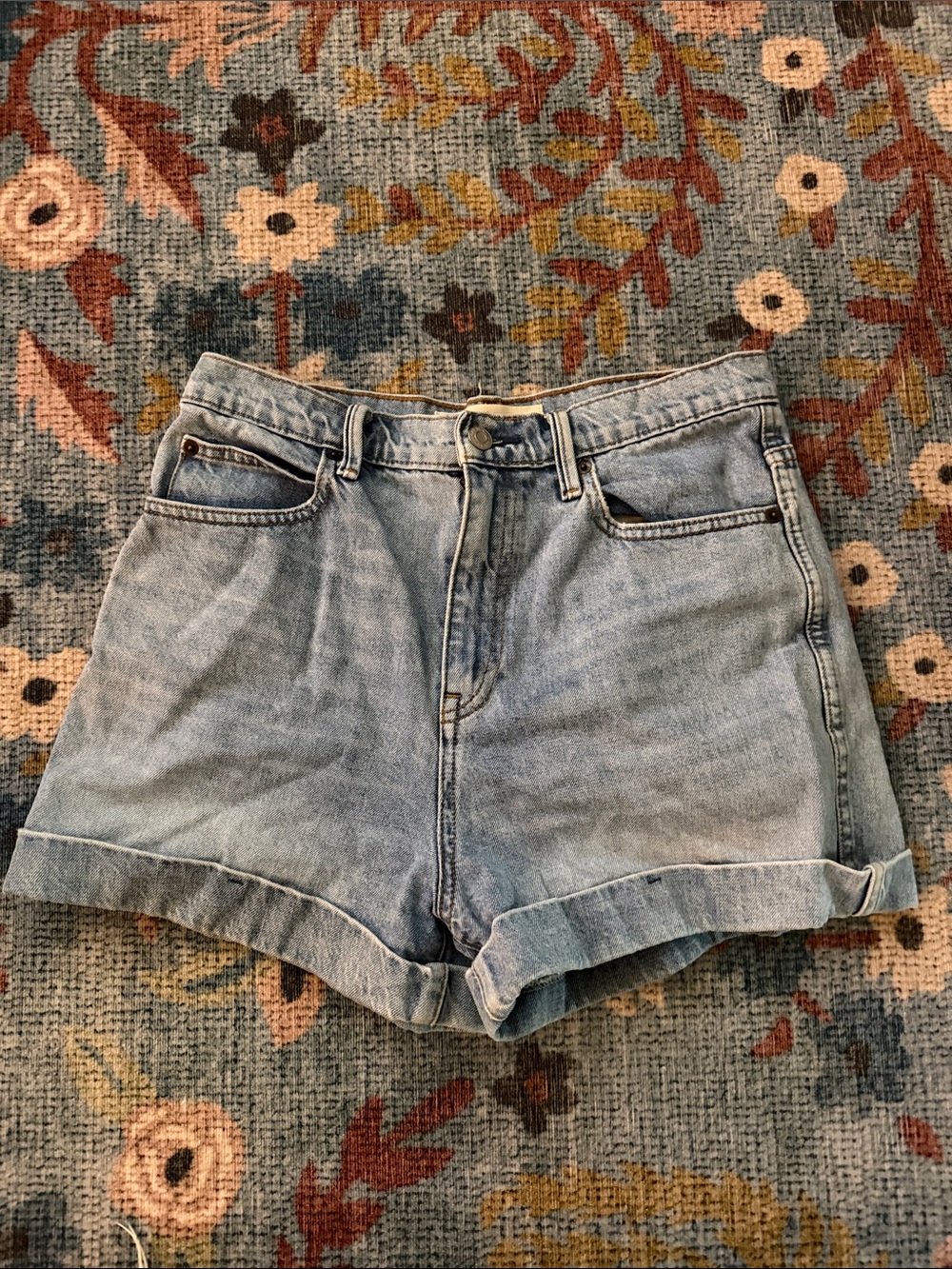 Gap • super high rise denim shorts